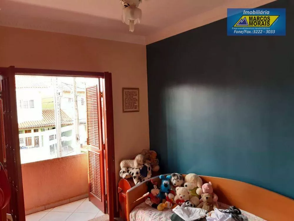 Casa, 4 quartos, 250 m² - Foto 25