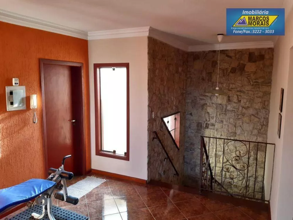 Casa, 4 quartos, 250 m² - Foto 22