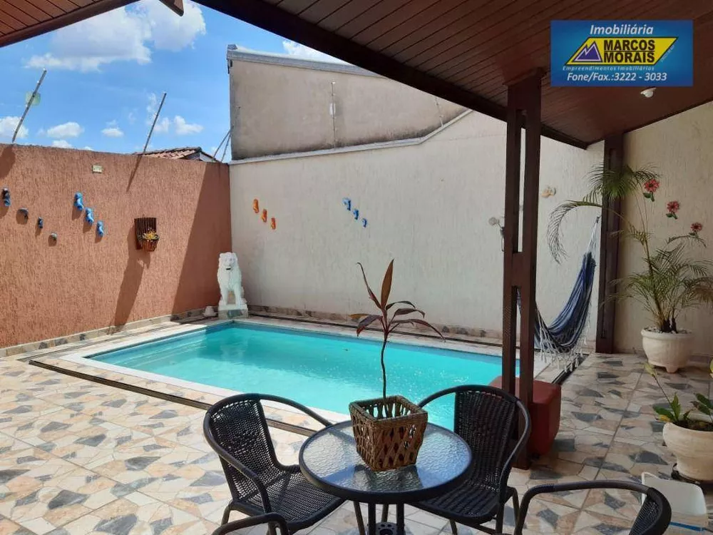 Casa, 4 quartos, 250 m² - Foto 26