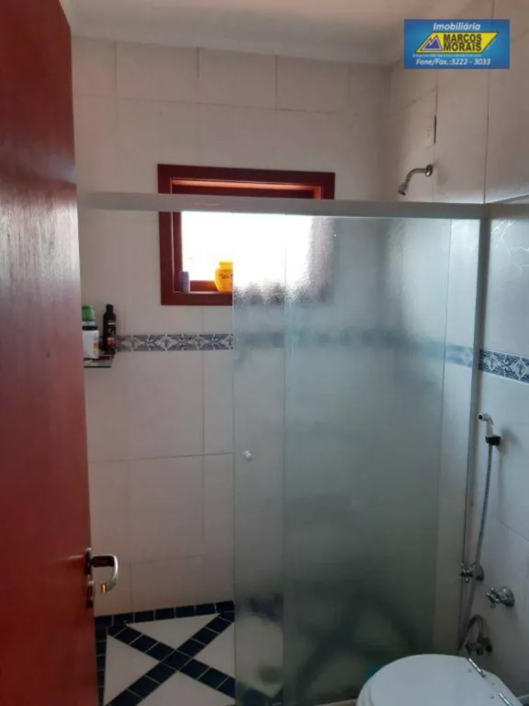Casa, 4 quartos, 250 m² - Foto 2