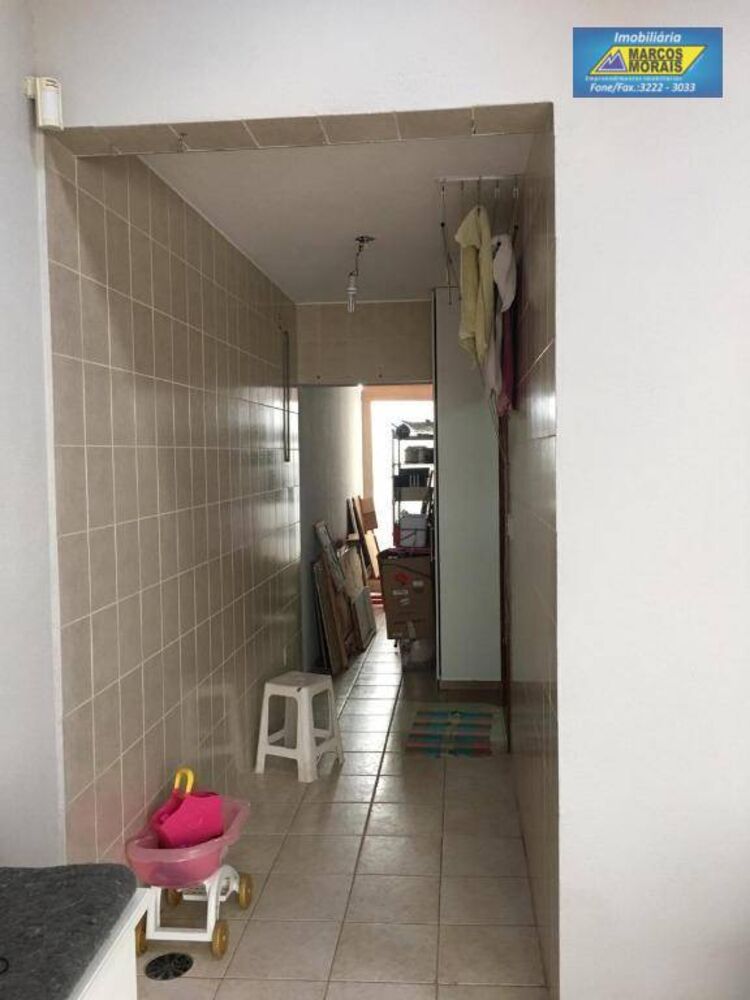 Casa, 3 quartos, 234 m² - Foto 1