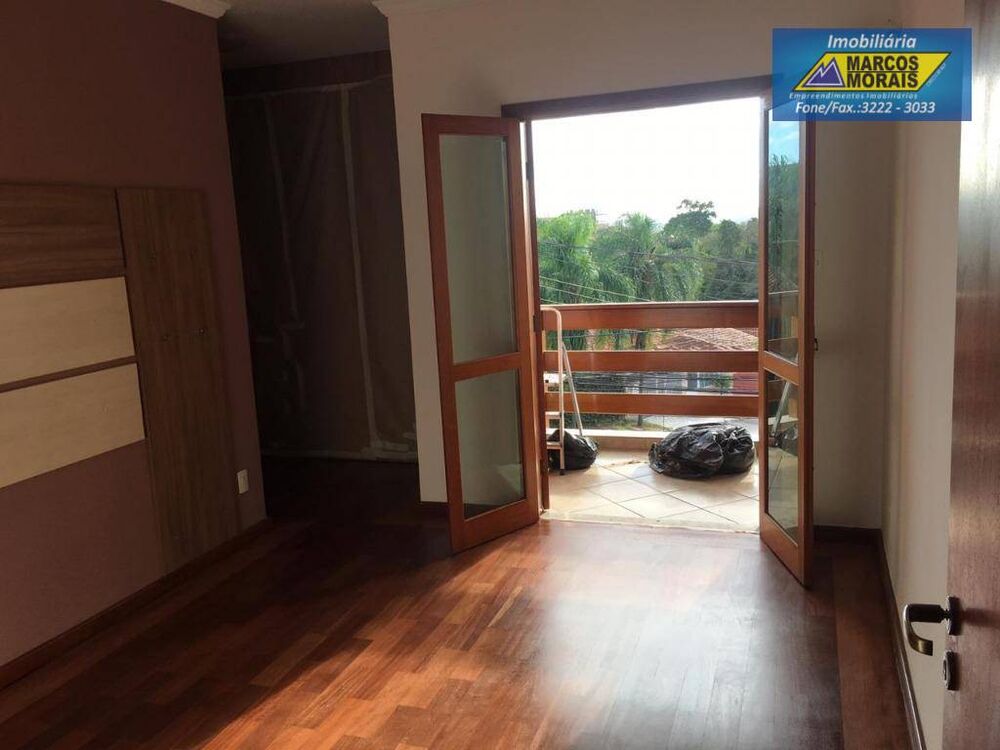 Casa, 3 quartos, 234 m² - Foto 4