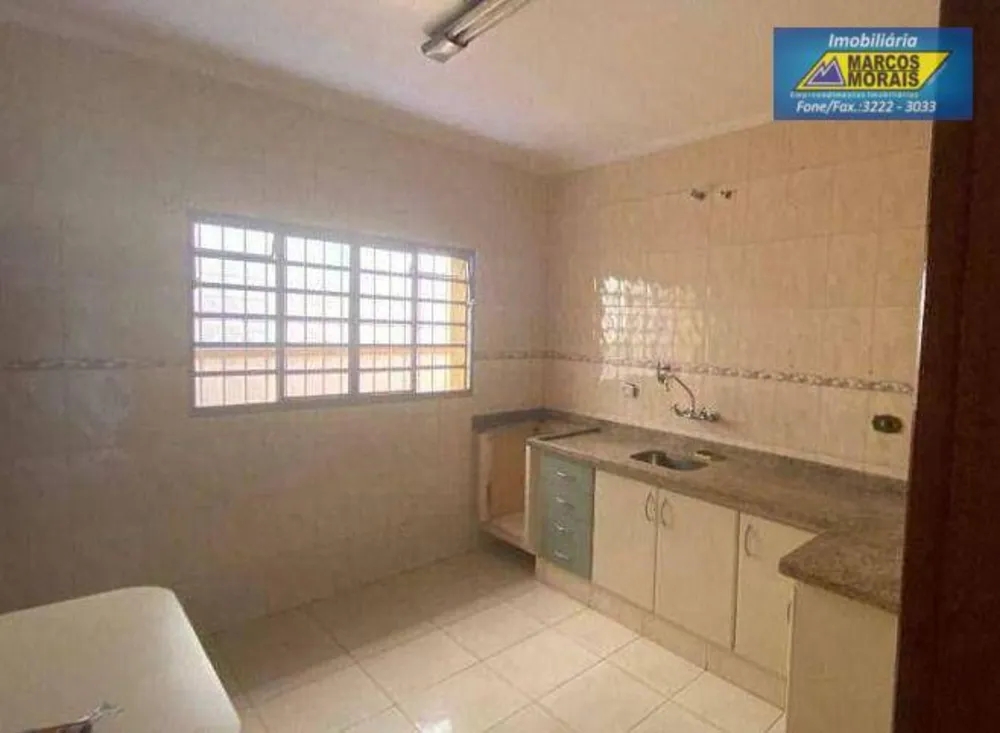 Casa, 2 quartos, 250 m² - Foto 7