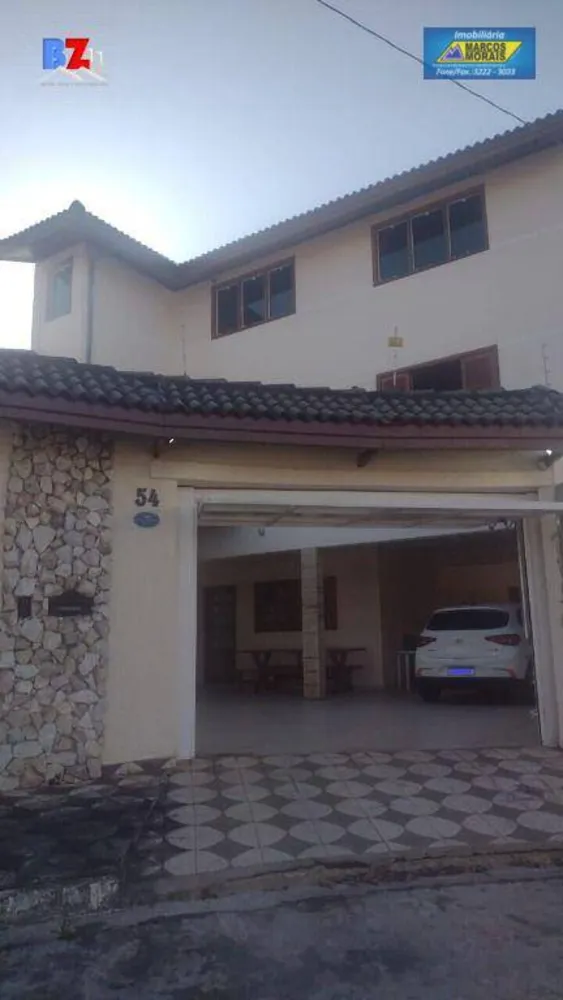 Casa, 3 quartos, 330 m² - Foto 1