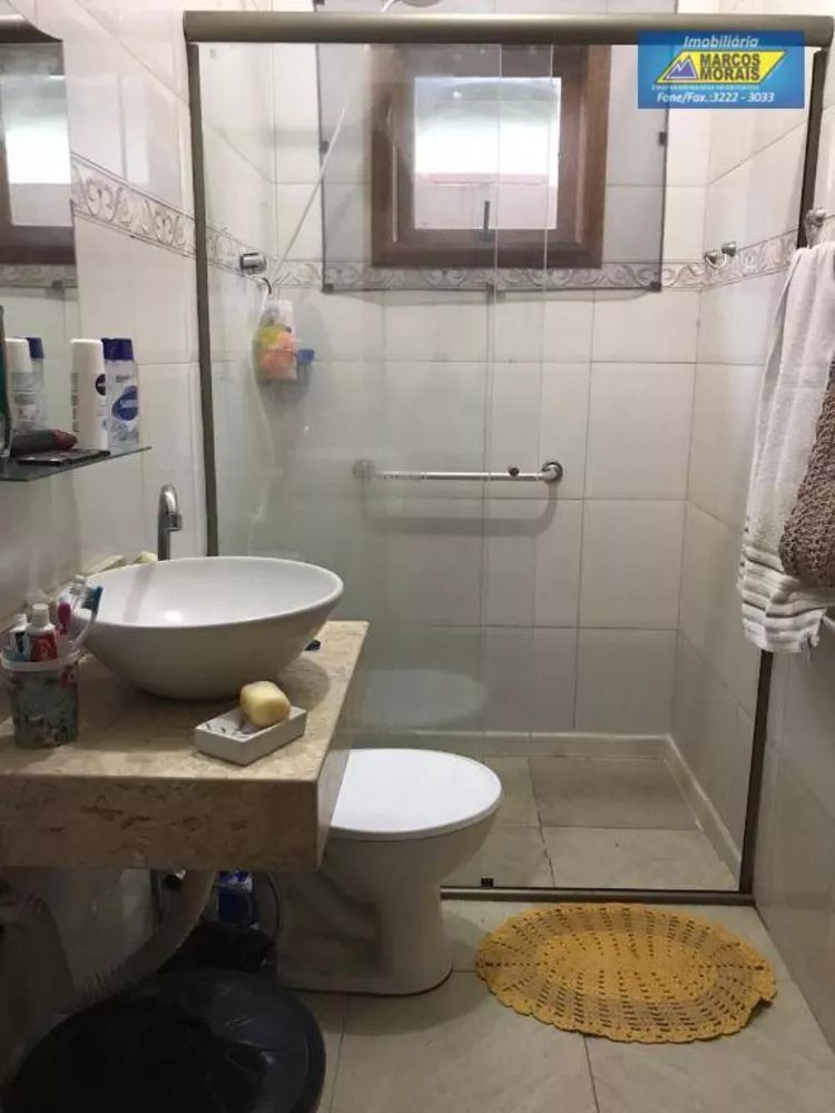 Casa à venda com 3 quartos, 130m² - Foto 16