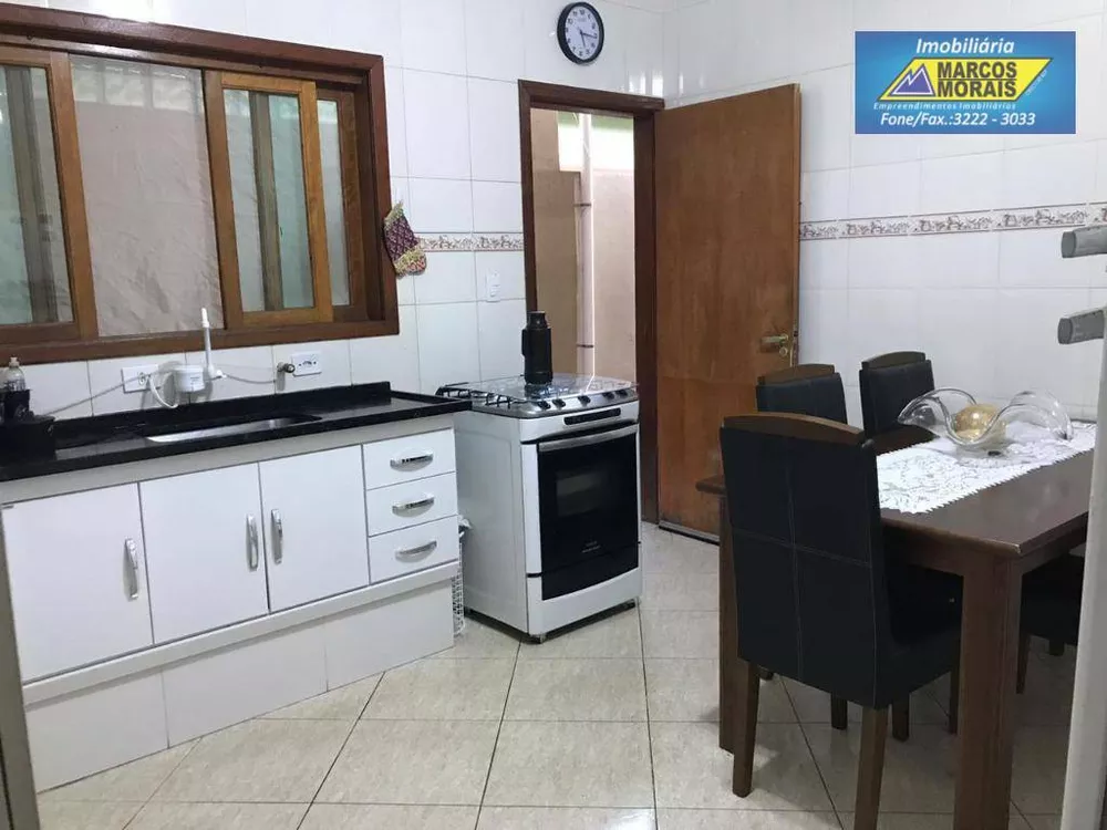 Casa à venda com 3 quartos, 130m² - Foto 8