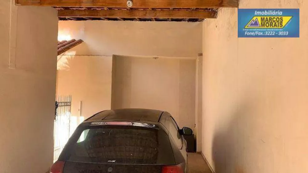 Casa à venda com 3 quartos, 199m² - Foto 3