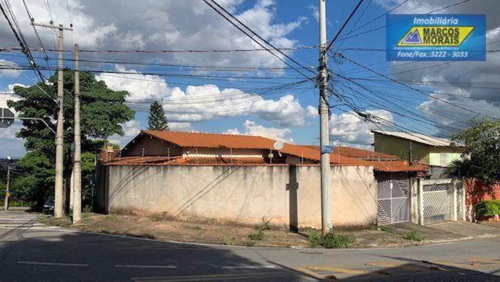 Casa à venda com 3 quartos, 199m² - Foto 2