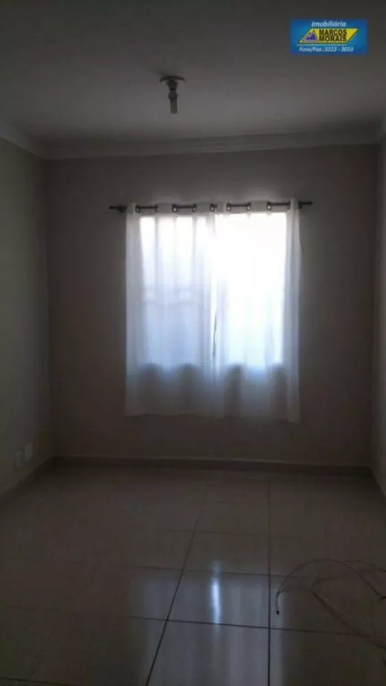 Apartamento à venda com 2 quartos, 54m² - Foto 2