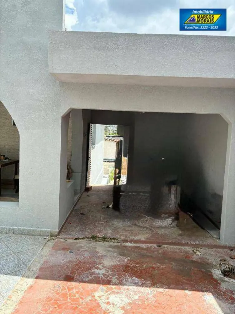 Casa, 3 quartos, 210 m² - Foto 2