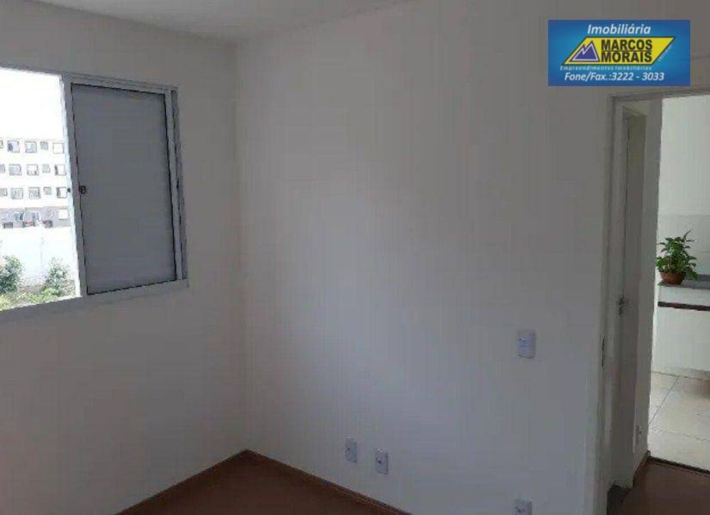 Apartamento à venda com 2 quartos, 42m² - Foto 2