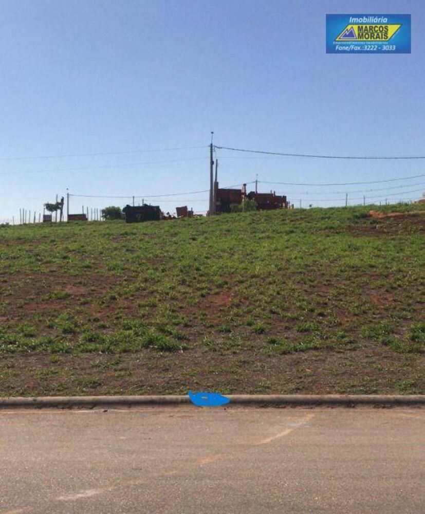 Loteamento e Condomínio, 200 m² - Foto 1