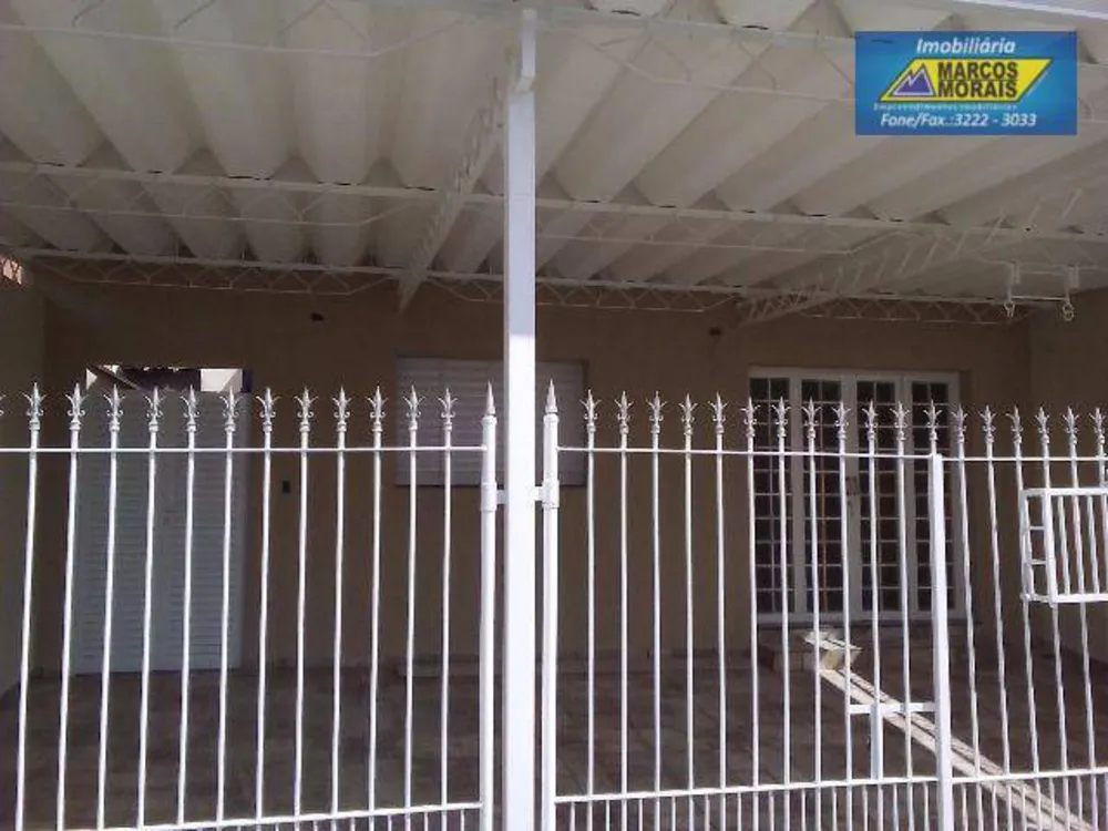 Casa, 4 quartos, 210 m² - Foto 1