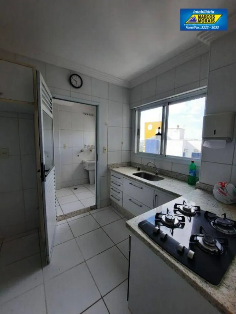 Apartamento, 3 quartos, 100 m² - Foto 2