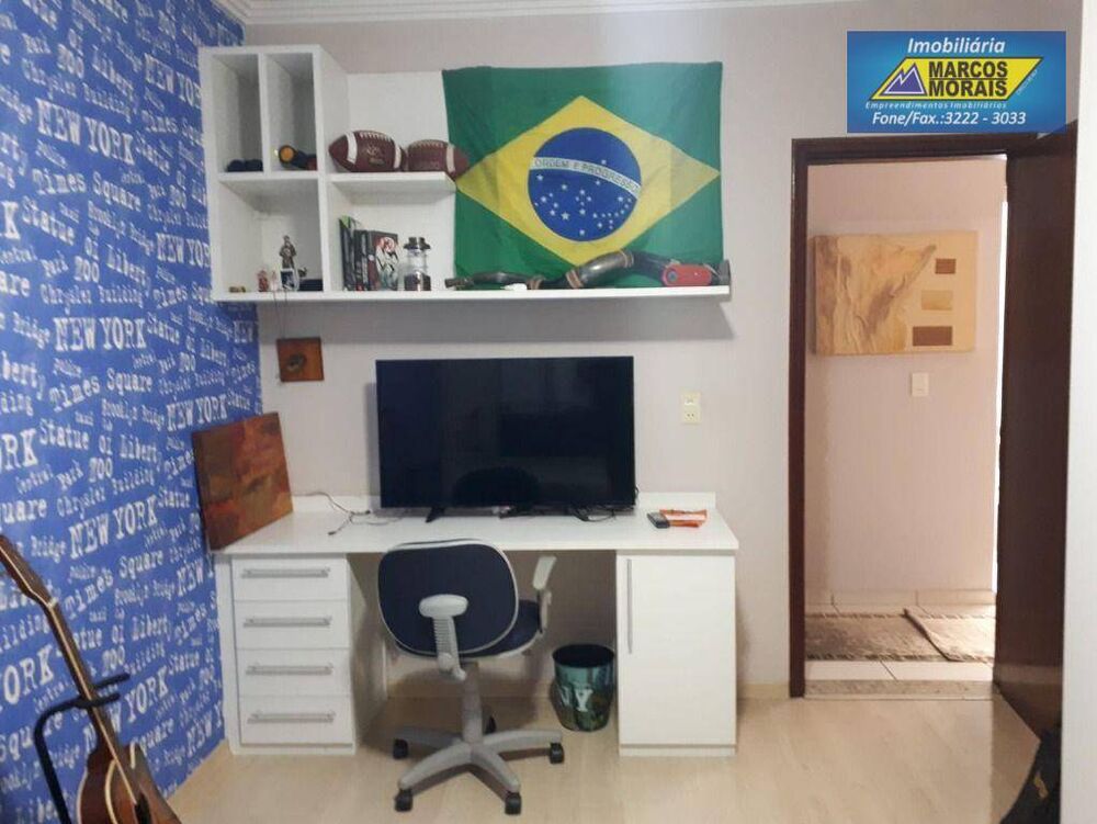 Casa, 3 quartos, 202 m² - Foto 4