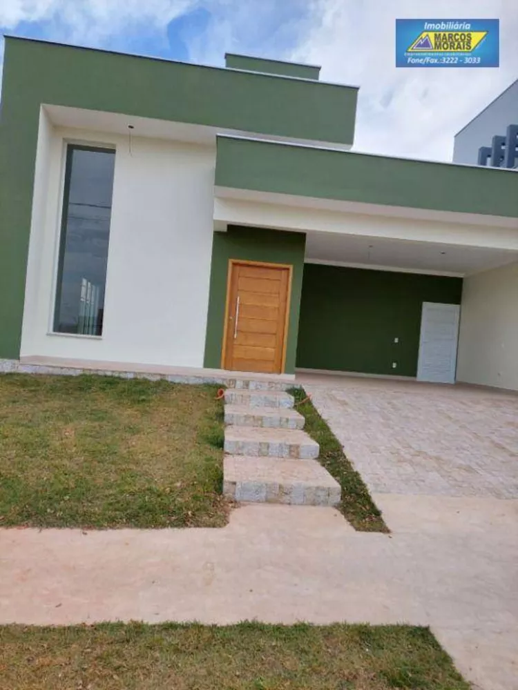 Casa de Condomínio à venda com 3 quartos, 178m² - Foto 1