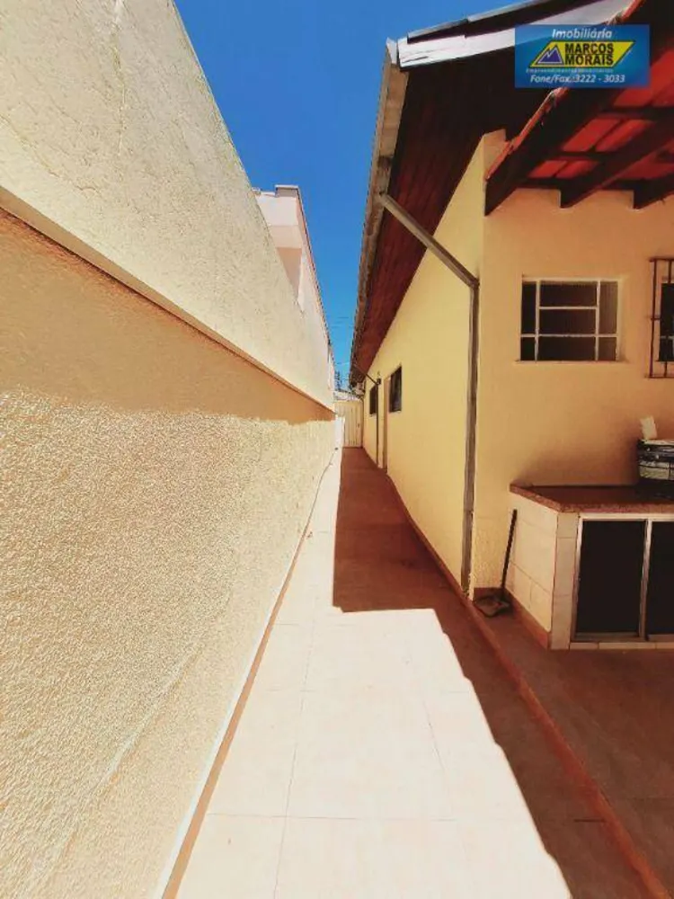 Casa, 3 quartos, 268 m² - Foto 1