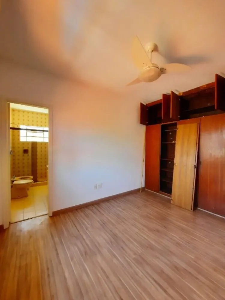 Casa, 3 quartos, 268 m² - Foto 1