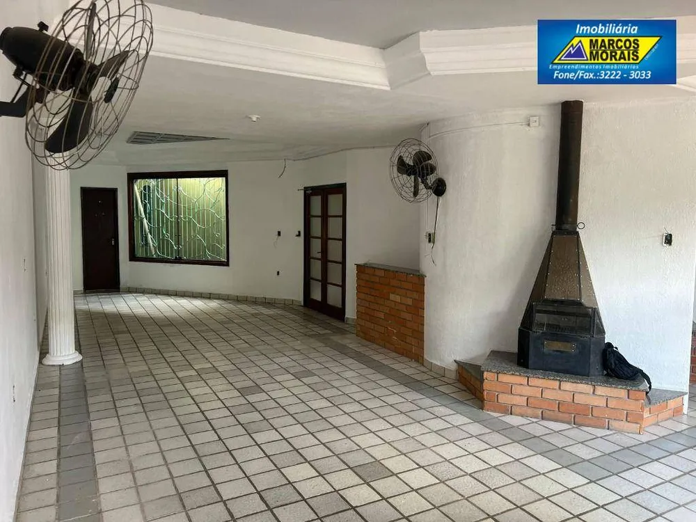 Casa, 6 quartos, 230 m² - Foto 2