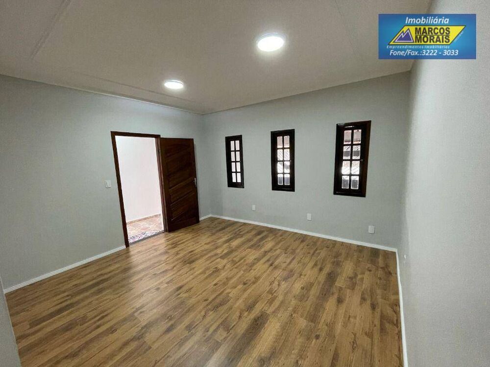 Casa, 3 quartos, 128 m² - Foto 2