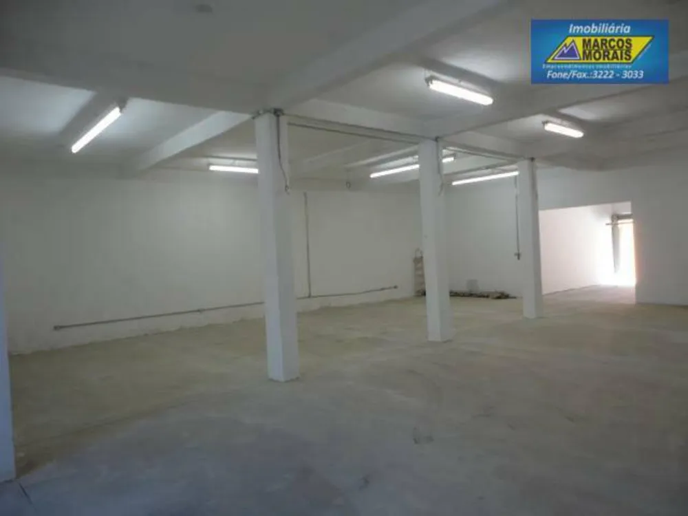Loja-Salão, 550 m² - Foto 1