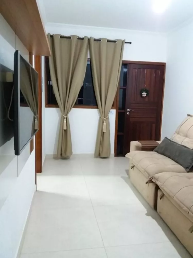 Casa à venda com 3 quartos, 150m² - Foto 2