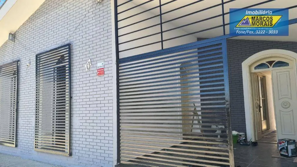 Casa, 3 quartos, 220 m² - Foto 2