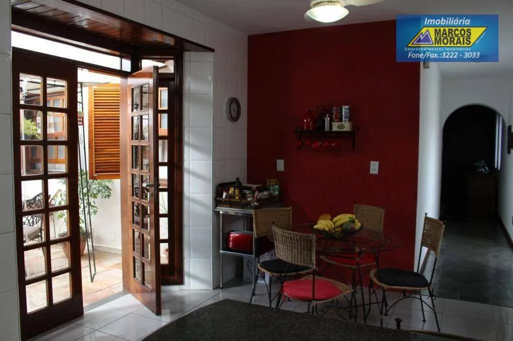 Casa, 4 quartos, 255 m² - Foto 2