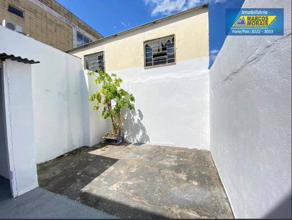 Casa à venda com 3 quartos, 424m² - Foto 3