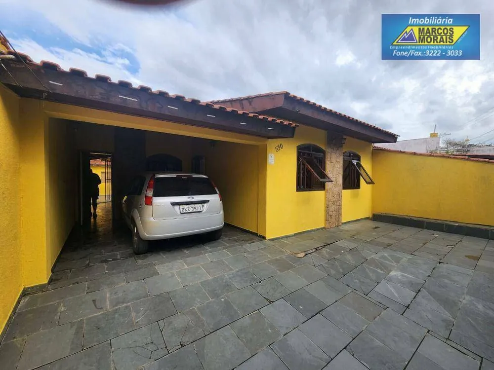 Casa, 3 quartos, 180 m² - Foto 1