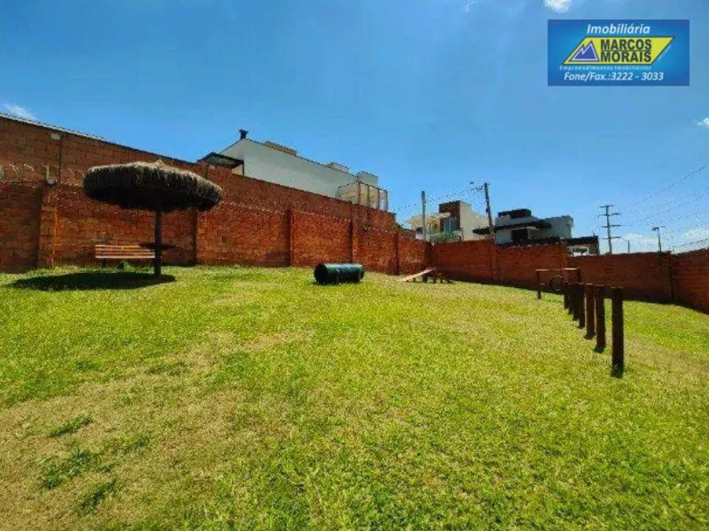 Loteamento e Condomínio, 272 m² - Foto 2