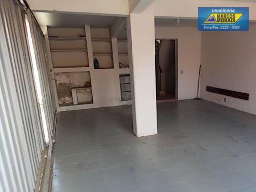 Casa, 3 quartos, 217 m² - Foto 1