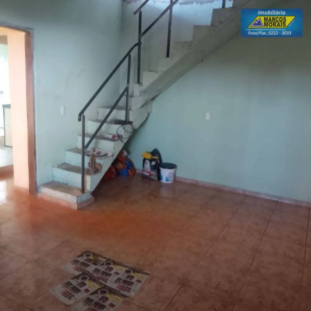 Casa, 3 quartos, 214 m² - Foto 2