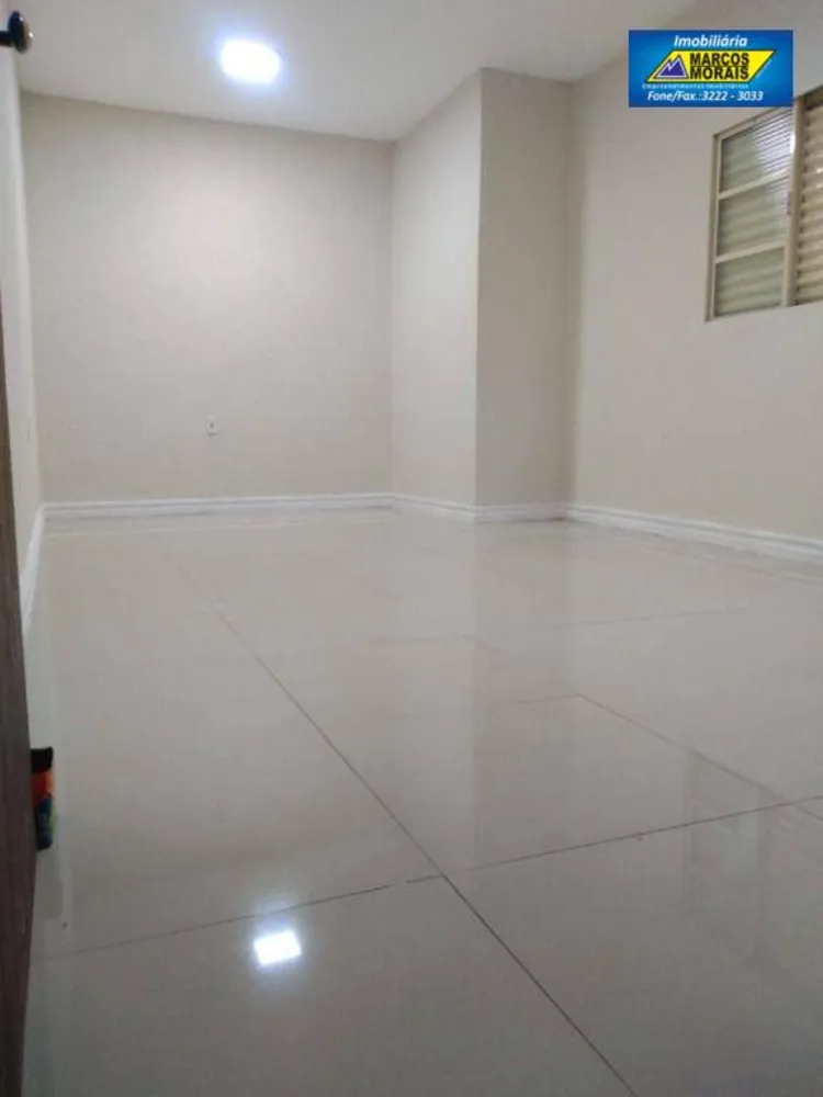 Casa, 3 quartos, 200 m² - Foto 1