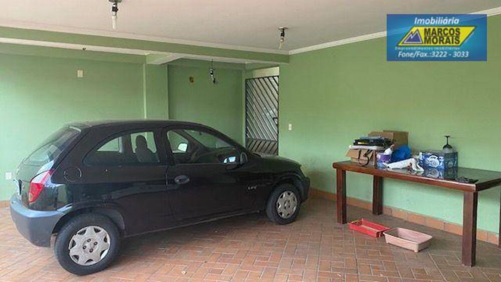 Casa, 3 quartos, 234 m² - Foto 2