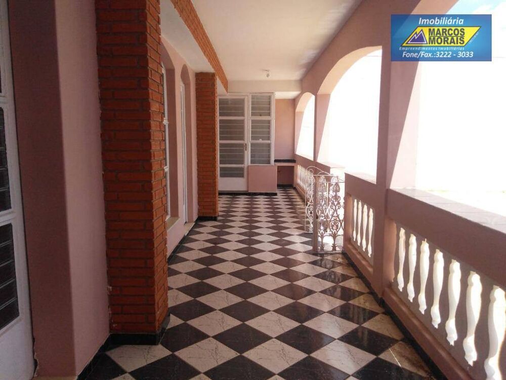 Casa, 3 quartos, 200 m² - Foto 33
