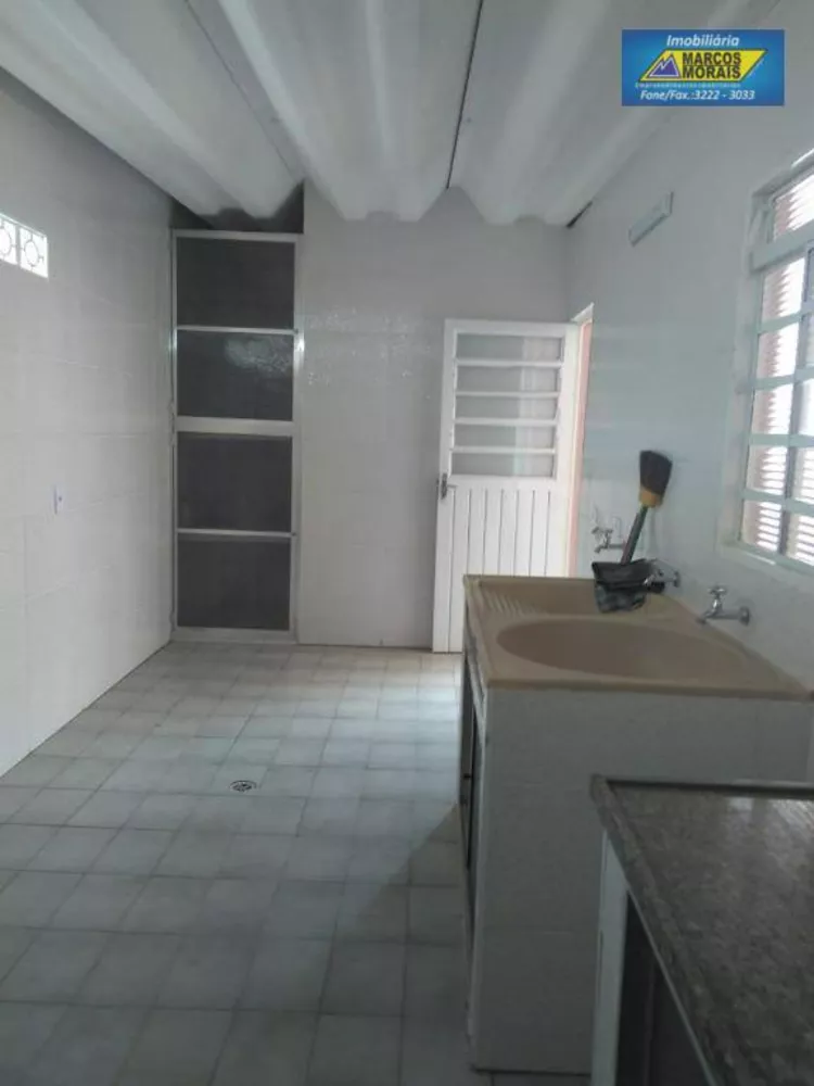 Casa, 3 quartos, 200 m² - Foto 28