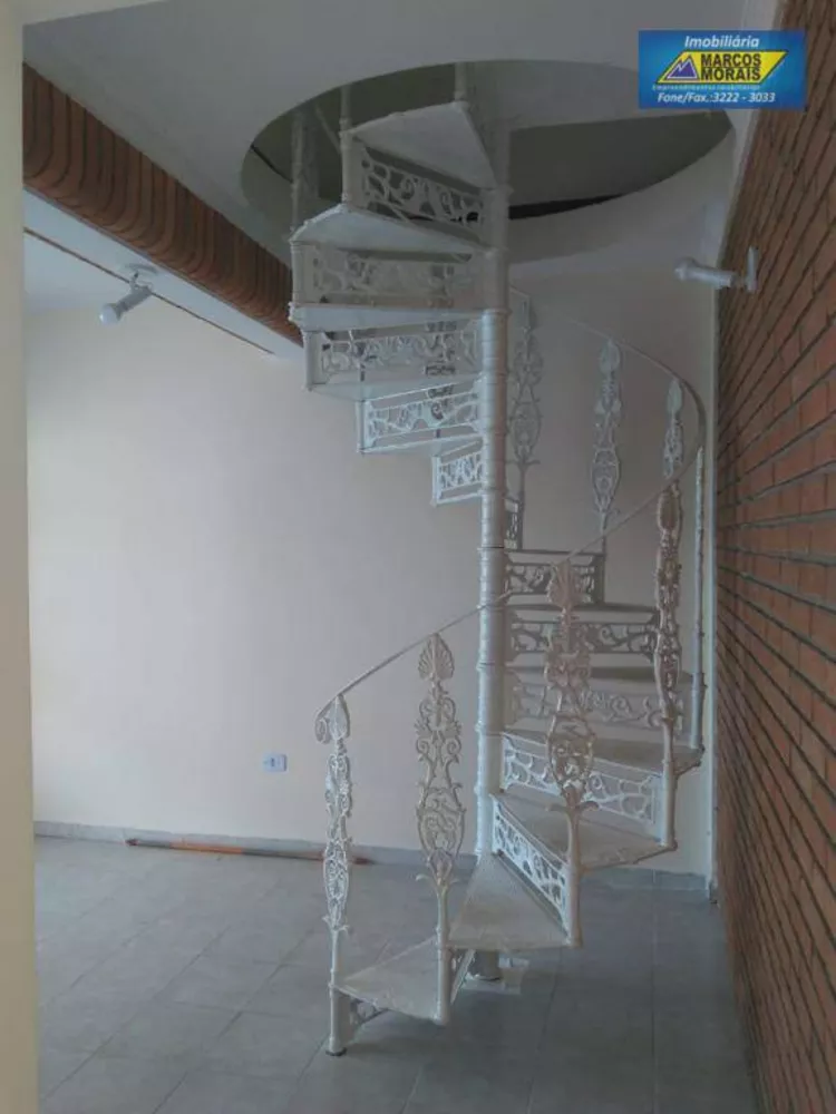 Casa, 3 quartos, 200 m² - Foto 4