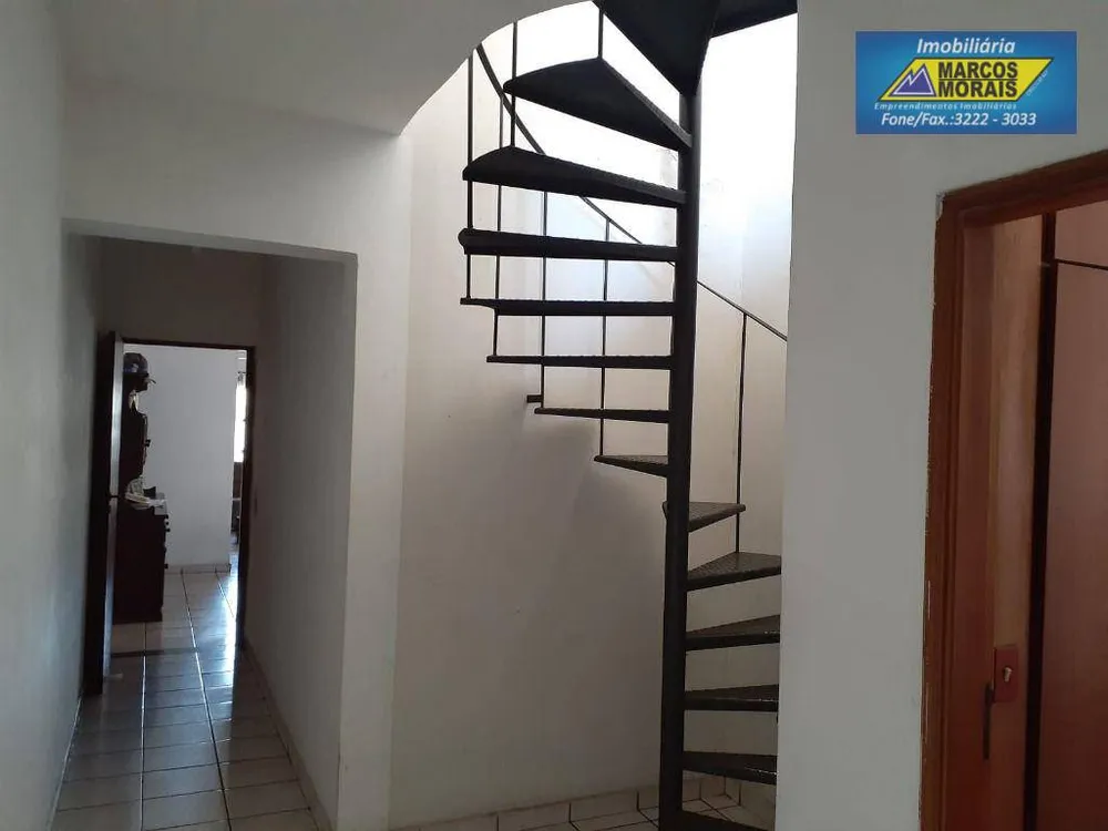 Casa, 5 quartos, 36656 m² - Foto 4