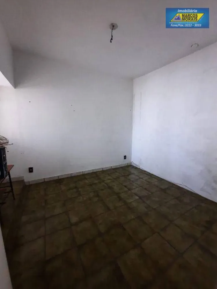 Casa, 6 quartos, 329 m² - Foto 10