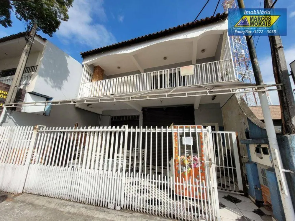 Casa, 4 quartos, 200 m² - Foto 2