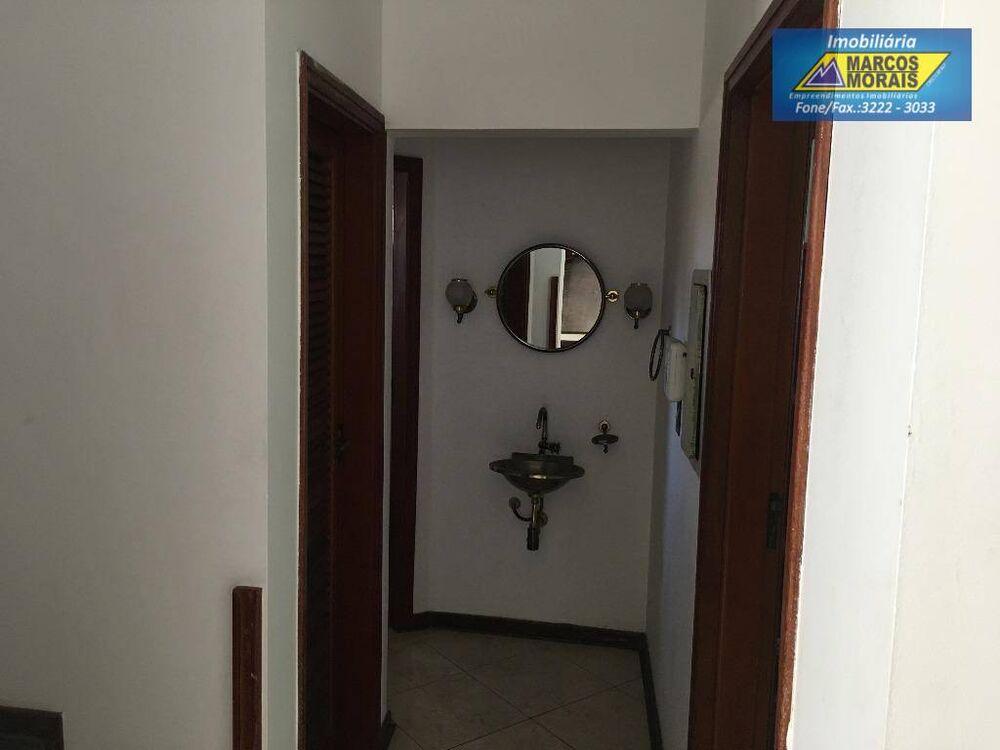 Casa, 3 quartos, 328 m² - Foto 1