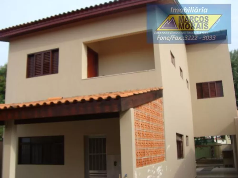 Casa à venda com 4 quartos, 200m² - Foto 4