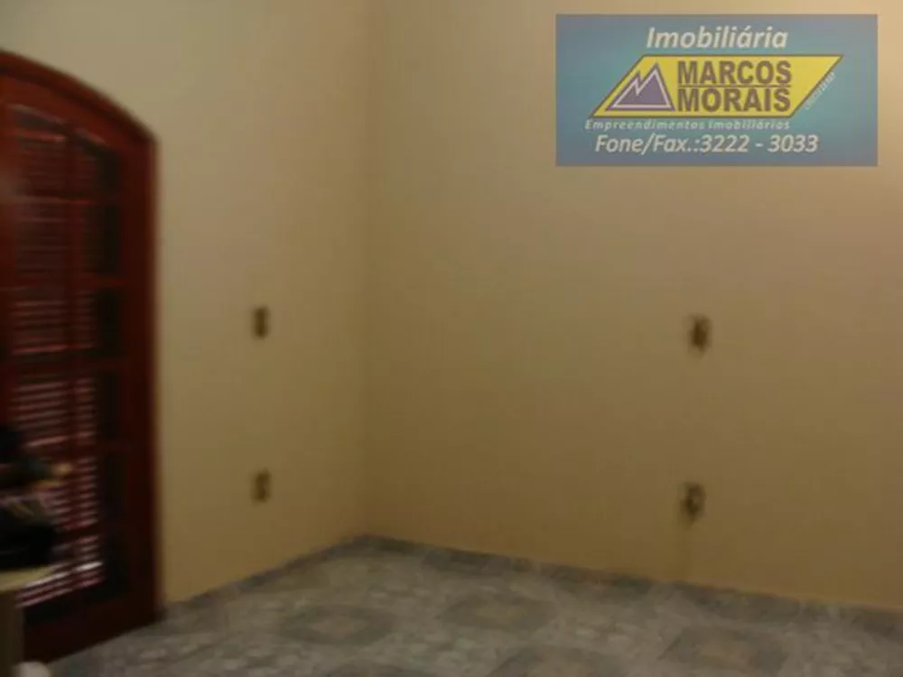 Casa à venda com 4 quartos, 200m² - Foto 19