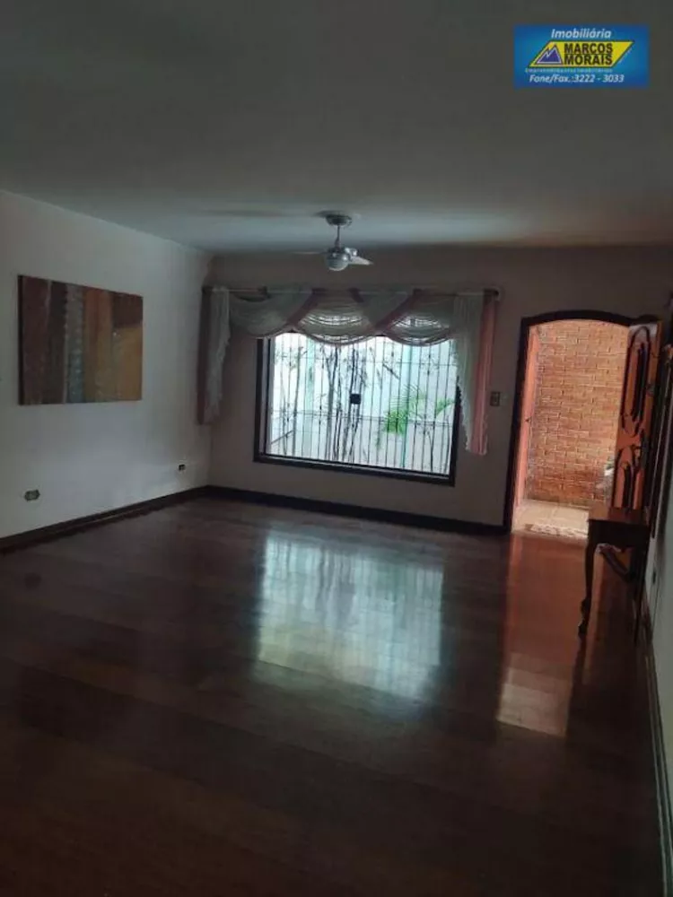 Casa à venda com 3 quartos, 280m² - Foto 2