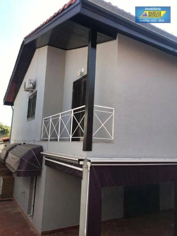 Casa, 4 quartos, 185 m² - Foto 2