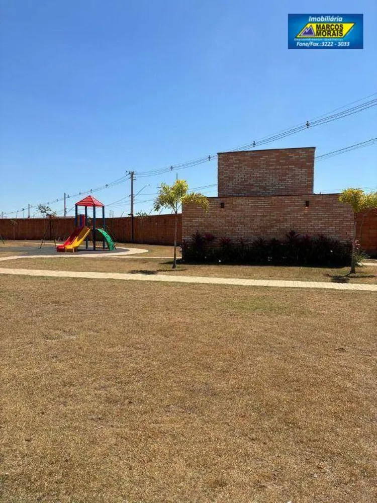 Loteamento e Condomínio, 250 m² - Foto 3