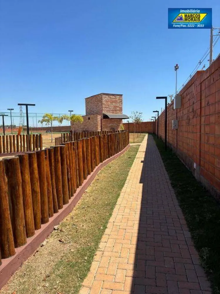 Loteamento e Condomínio, 250 m² - Foto 2