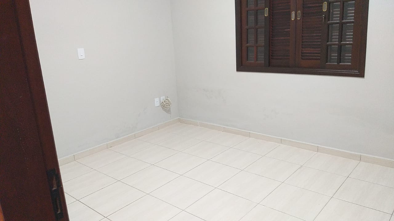 Casa para alugar com 2 quartos, 162m² - Foto 8