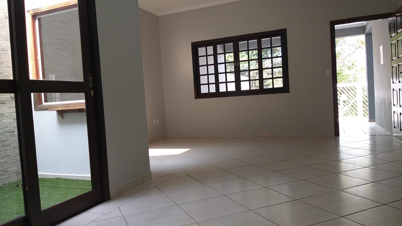 Casa para alugar com 2 quartos, 162m² - Foto 16